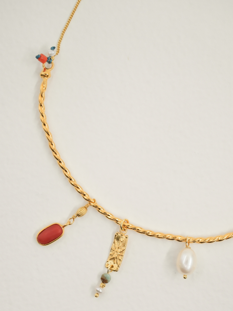 Solaria Burgu Choker